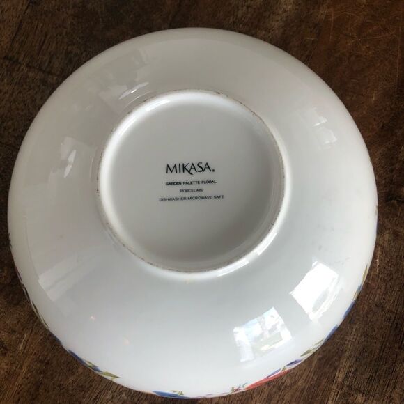 MIKASA Garden Pallette Floral large serving pasta salad bowl 9.5” mint - Picture 2 of 5